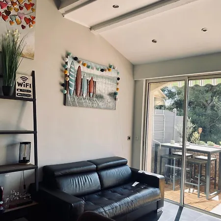 La Casa Palmito Moderne Cote סן-סיר-סור-מר